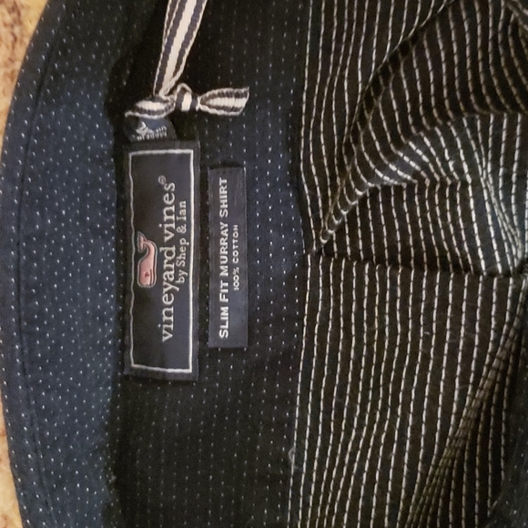 Men's XXL Vineyard Vine's Slim Fit Murray Shirt in navy blue - Picture 4 of 5